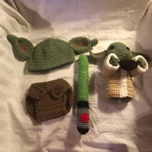 Baby Y0da combo - stuffed animal & outfit for baby